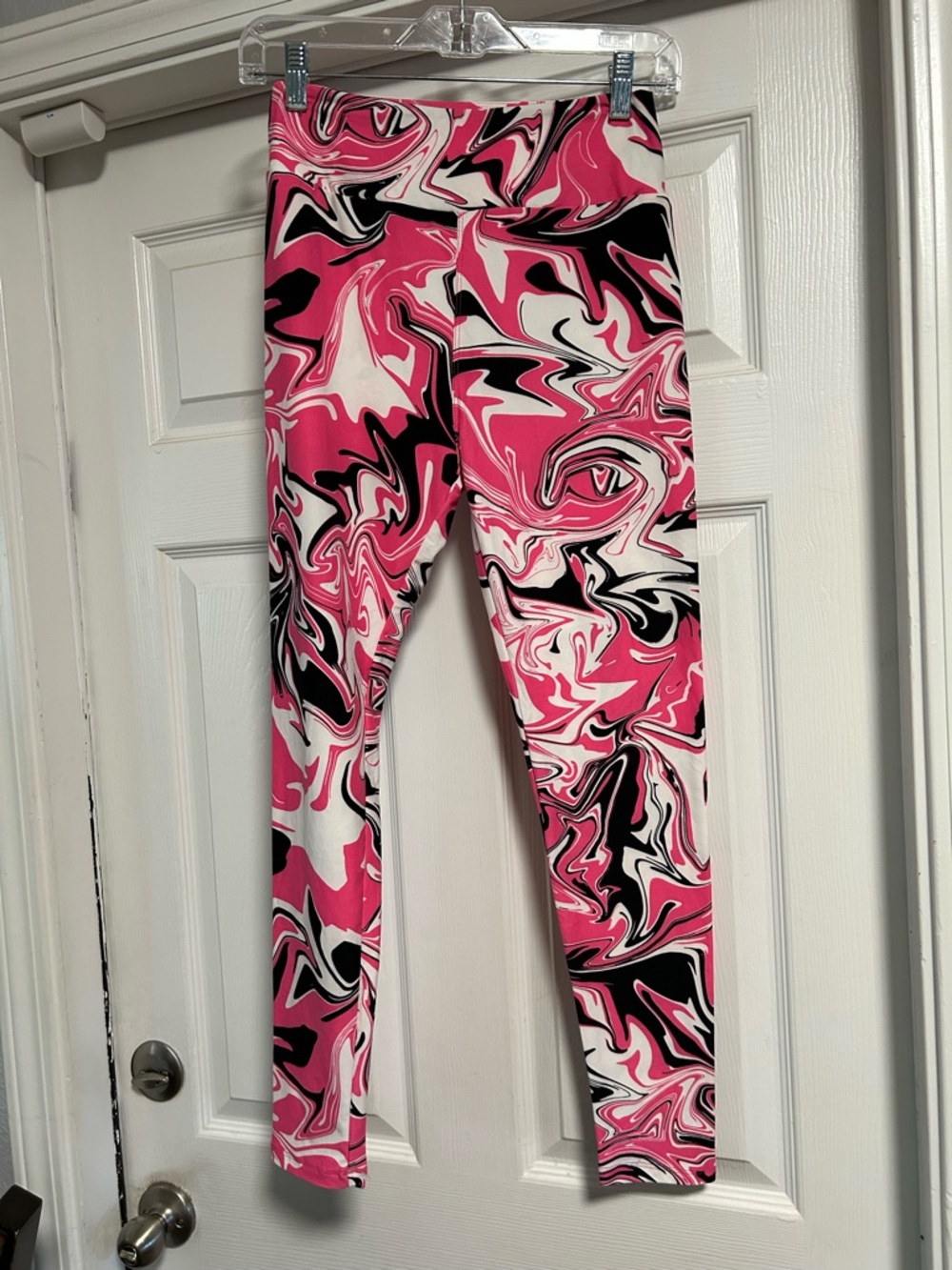 LuLaRoe girls Pink Black White Swirl Leggings
